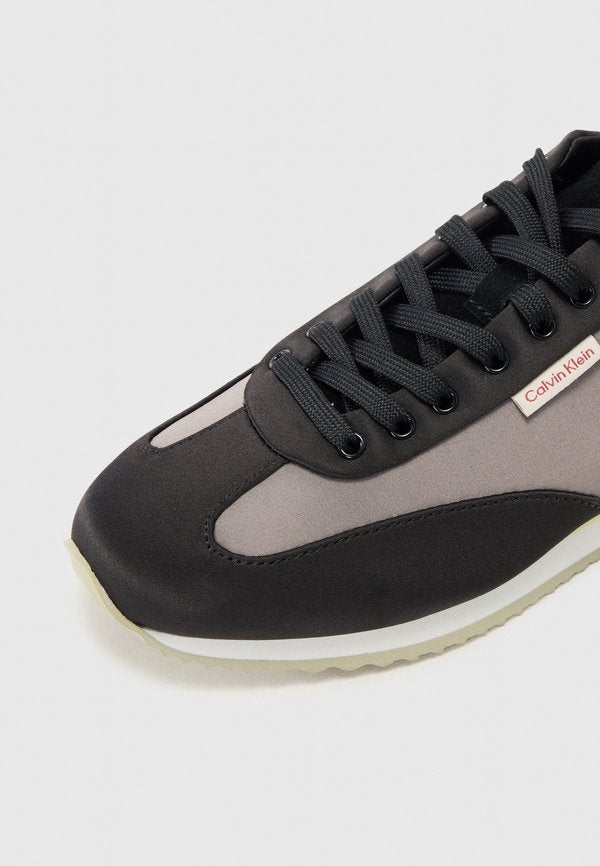 Calvin Klein RUNNER