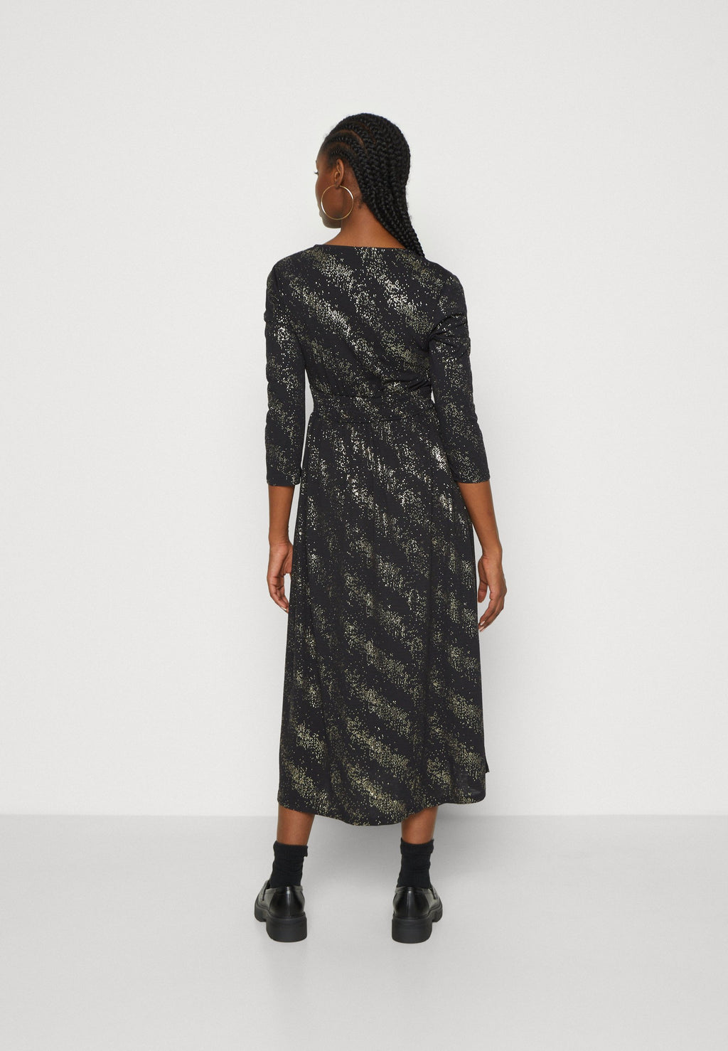 ONLNEW PELLA FOIL WRAP DRESS Media 4