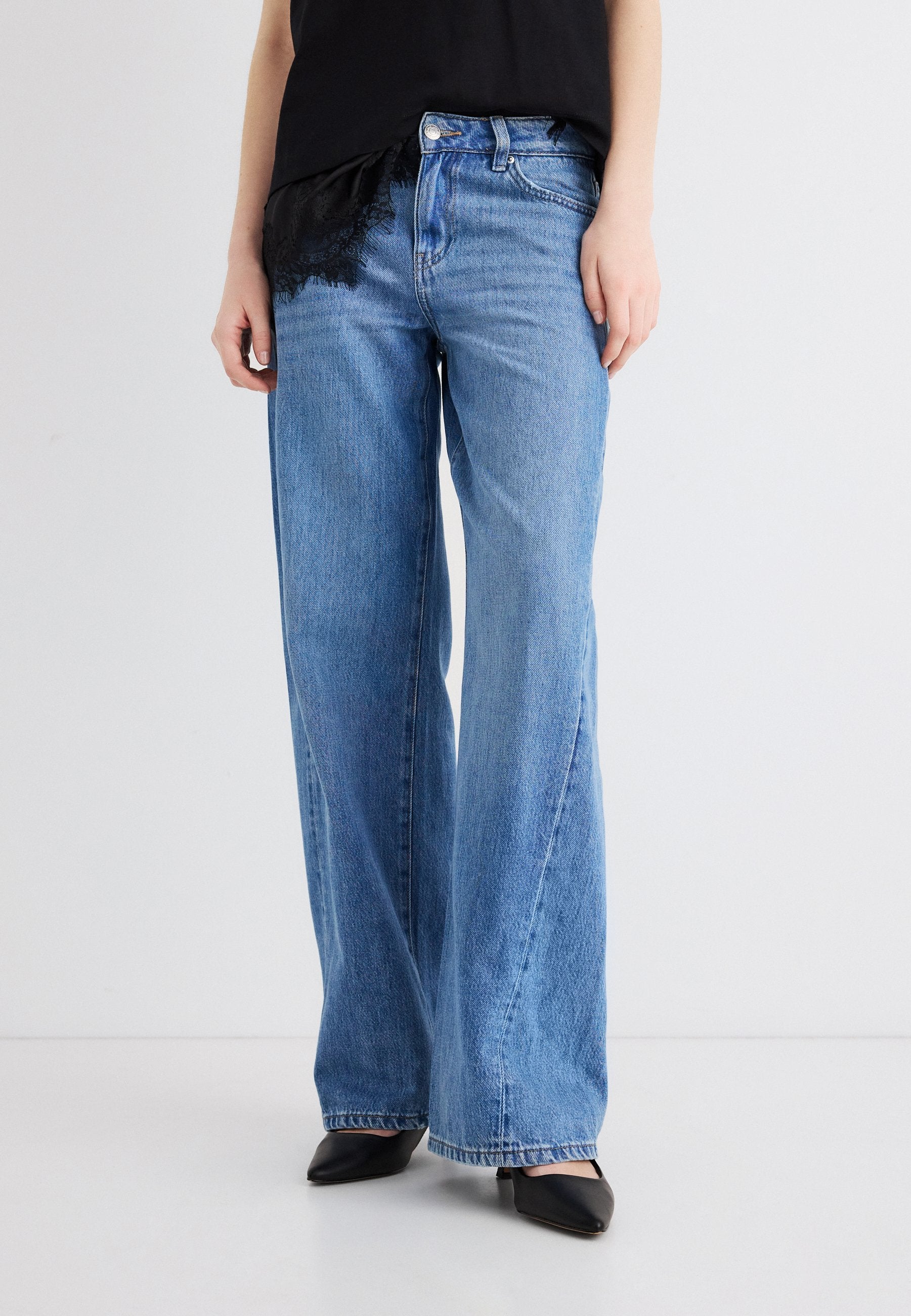 Gina Tricot LOW