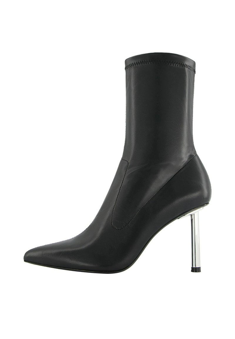 Bershka Ankle Boot Media 1