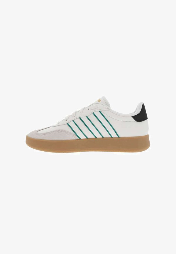 adidas Performance TENNIS - Multicourt tennis shoes - vert