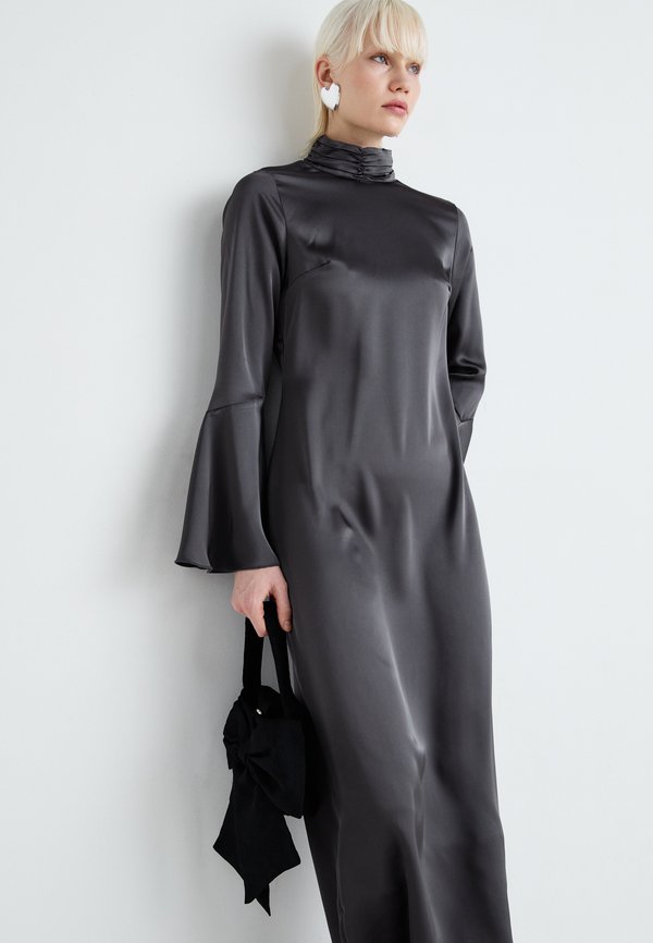 Aware VMNAOMA HIGH NECK 7/8 DRESS