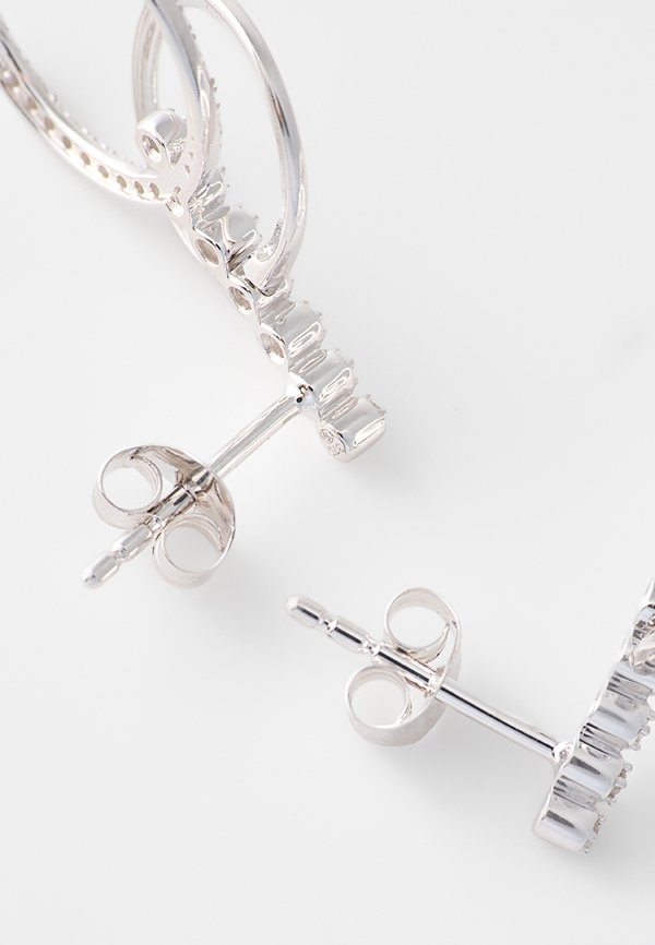 Le Diamantaire NANAMI 0.21 CT DIAMOND