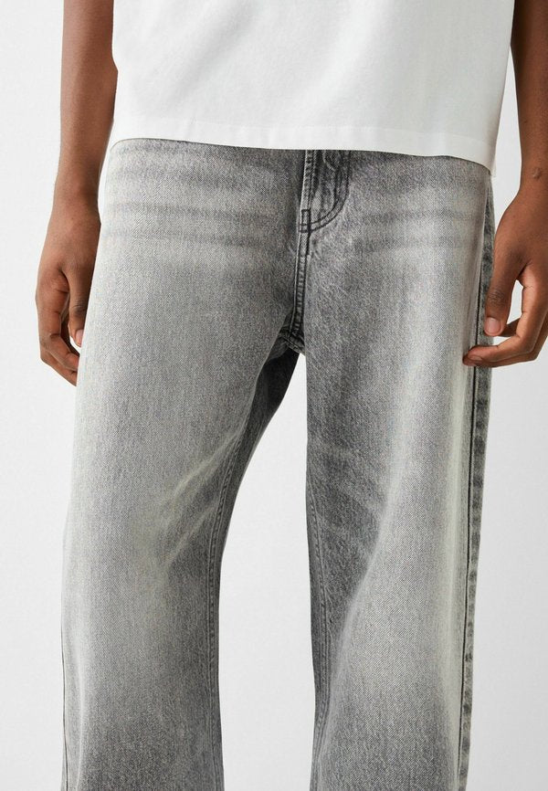 Bershka BAGGY