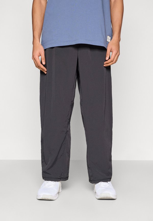 Nike Performance M NK DF NAC WOVEN PANT - Trousers - black/pale ivory