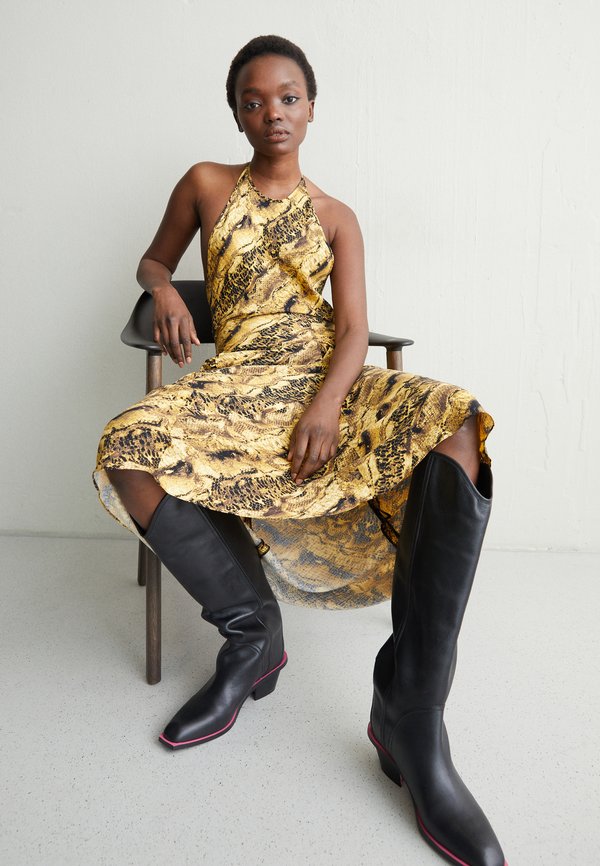 Materiel PYTHON DRESS