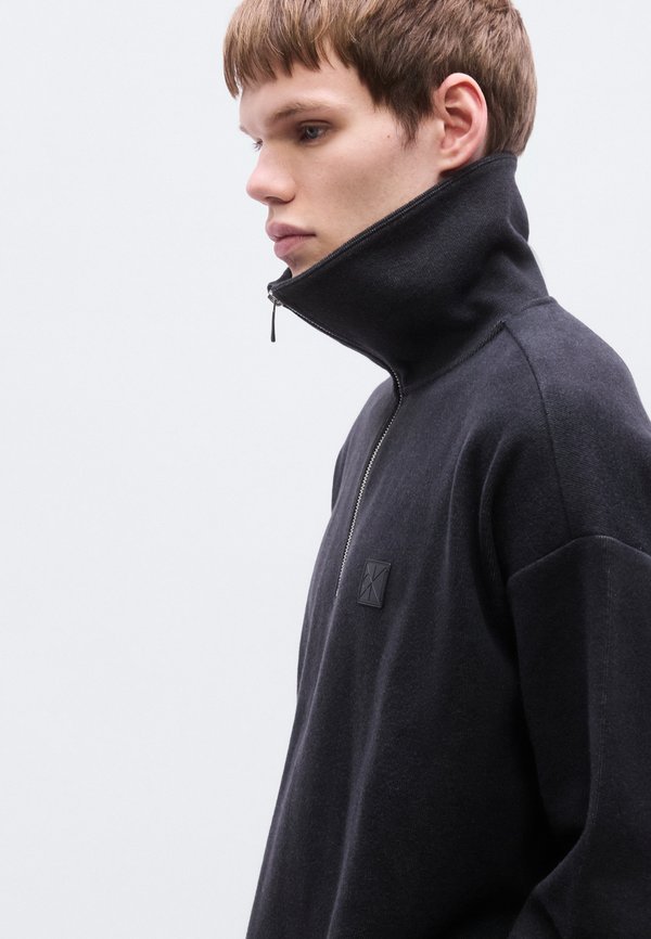 Calvin Klein ZIP