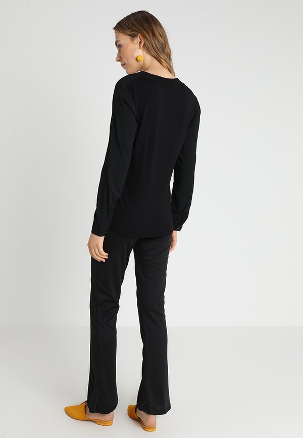 LOVE2WAIT BLOUSE NURSING V NECK