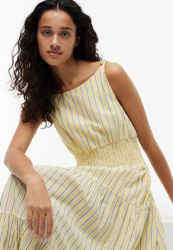 Tommy Hilfiger SMOCK TIE MIDI DRESS - Day dress - liquorice/citronella