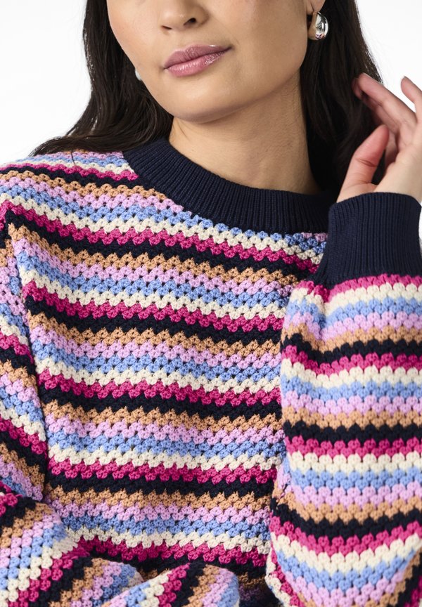 YAS YASBELA PULLOVER