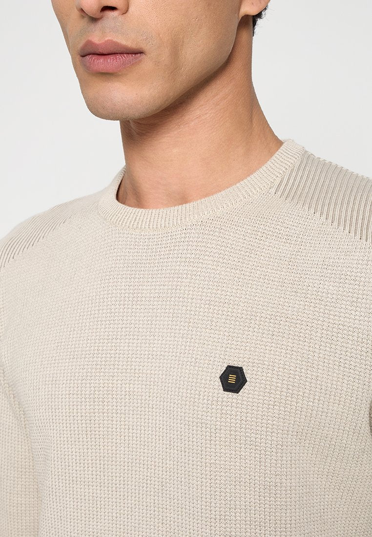 CREWNECK PLATED STRUCTURE  Media 3