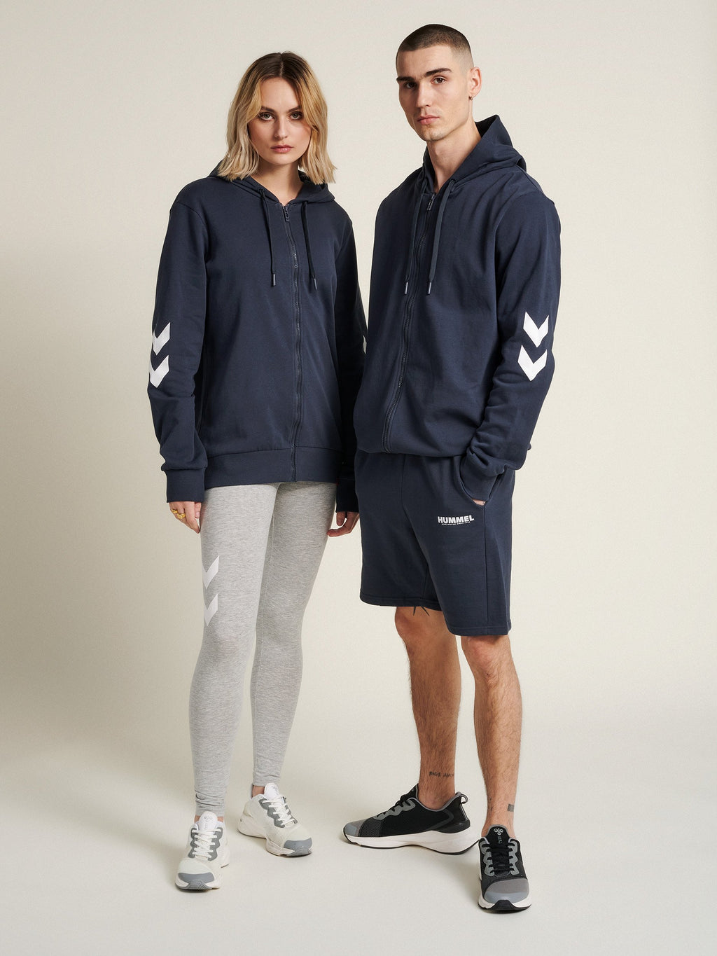 Hummel HMLLEGACY ZIP HOODIE