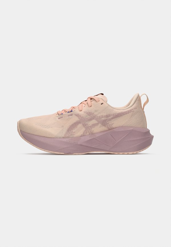 ASICS NOVABLAST 5