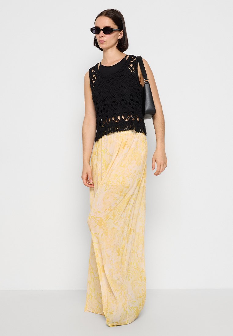 DKNY