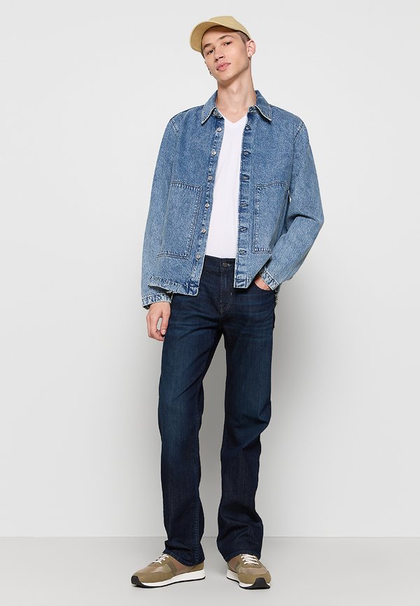7 for all mankind