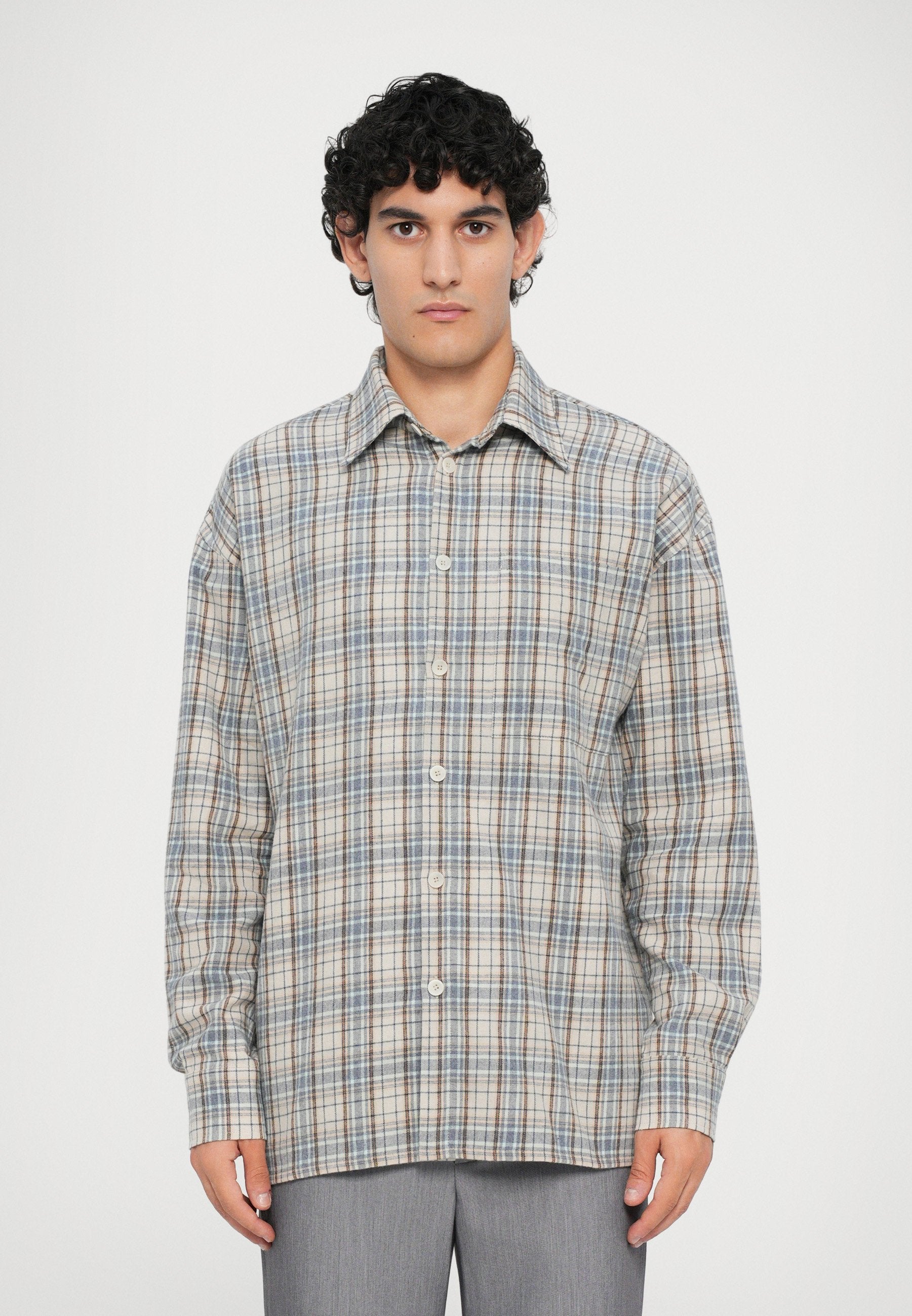 Essential Collective CHECKED SHIRT WITH POCKET