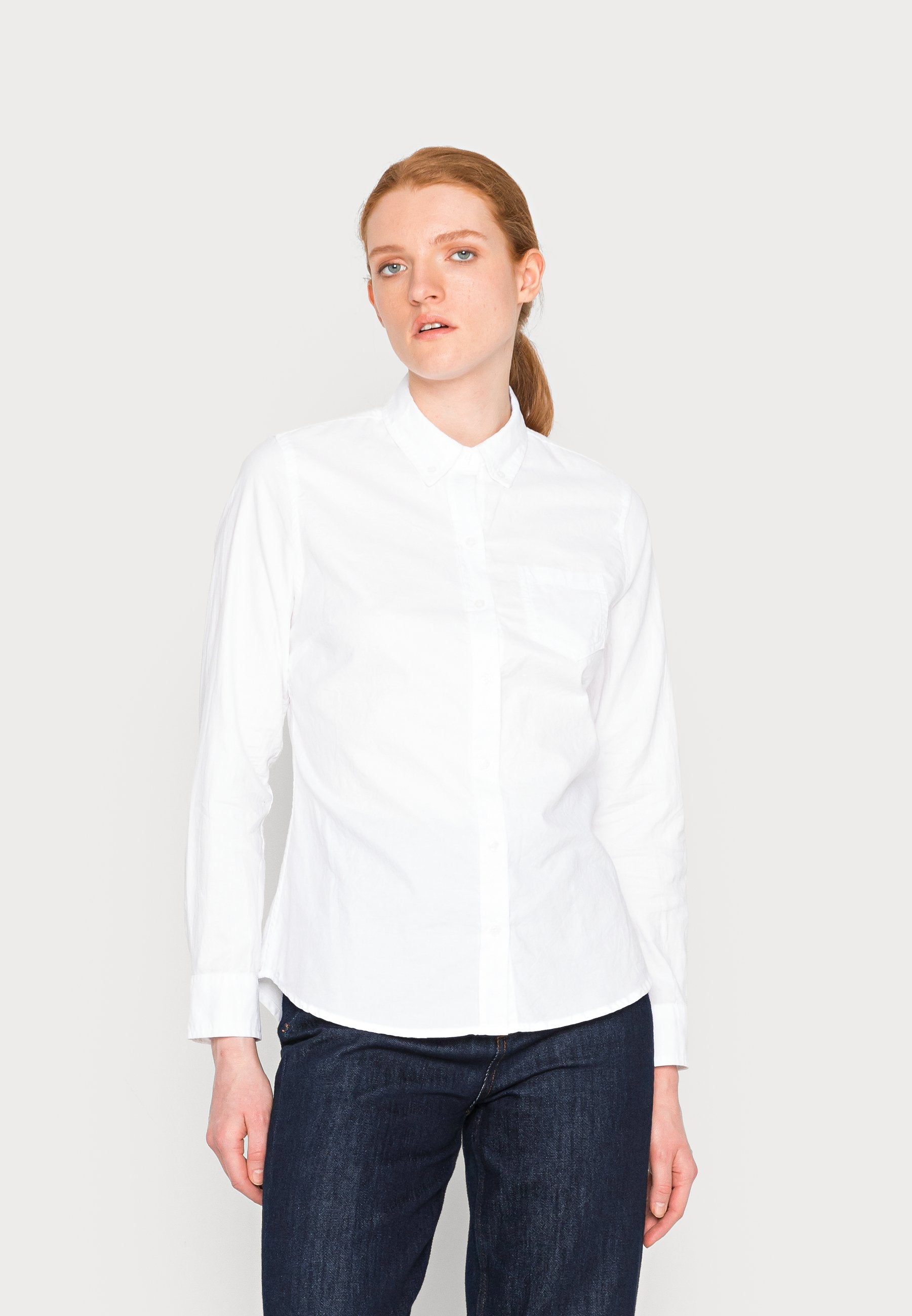 GAP FITTED BOYFRIEND