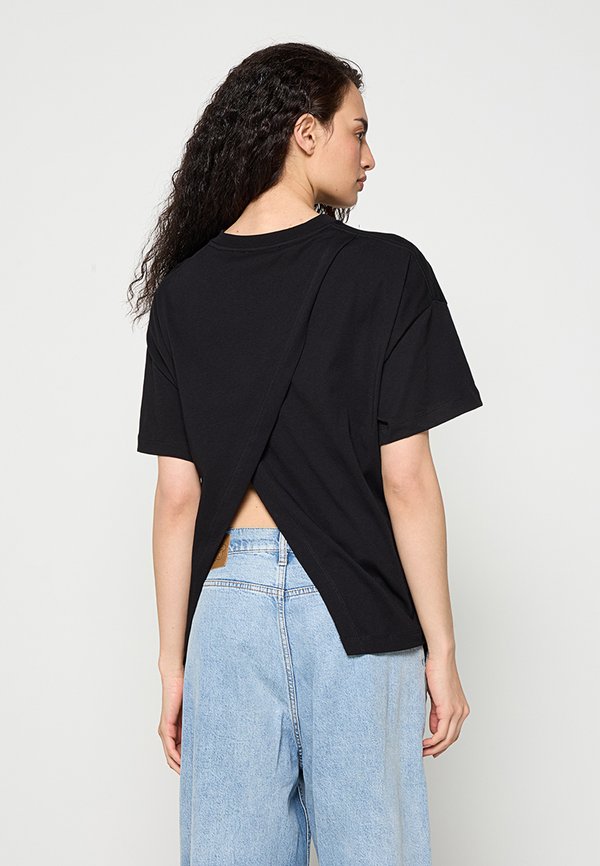 AllSaints AVRI