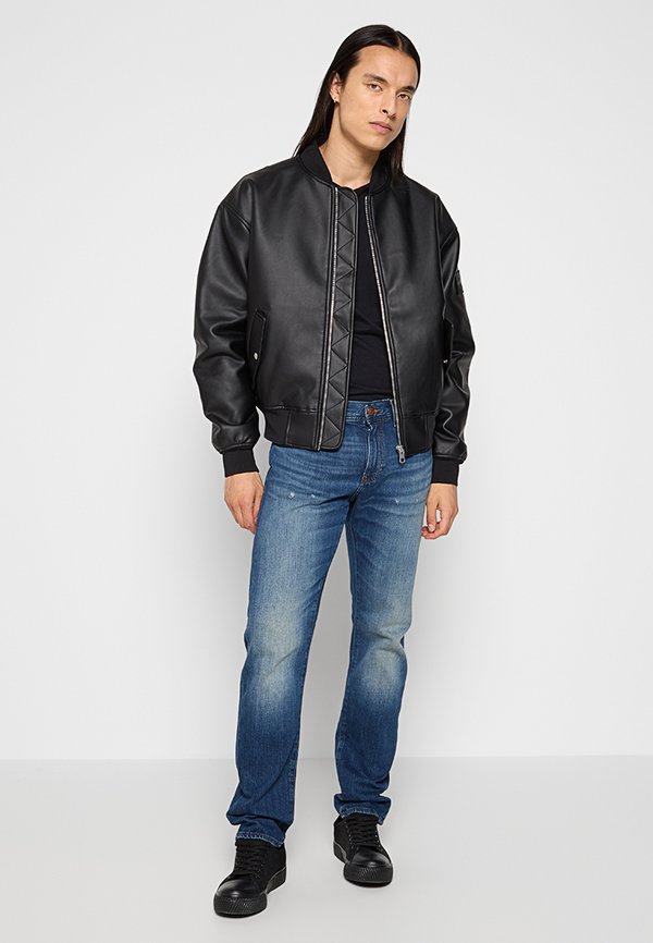 Armani Exchange
