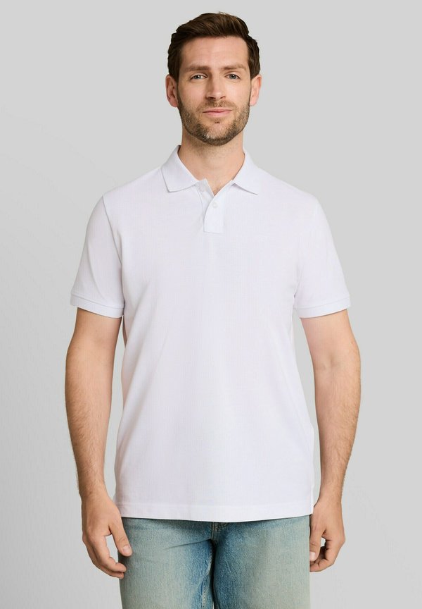 TOM TAILOR TOM TAILOR POLOSHIRTS PIQUÉ POLOSHIRT MIT LOGO-STICKEREI - Polo shirt - white