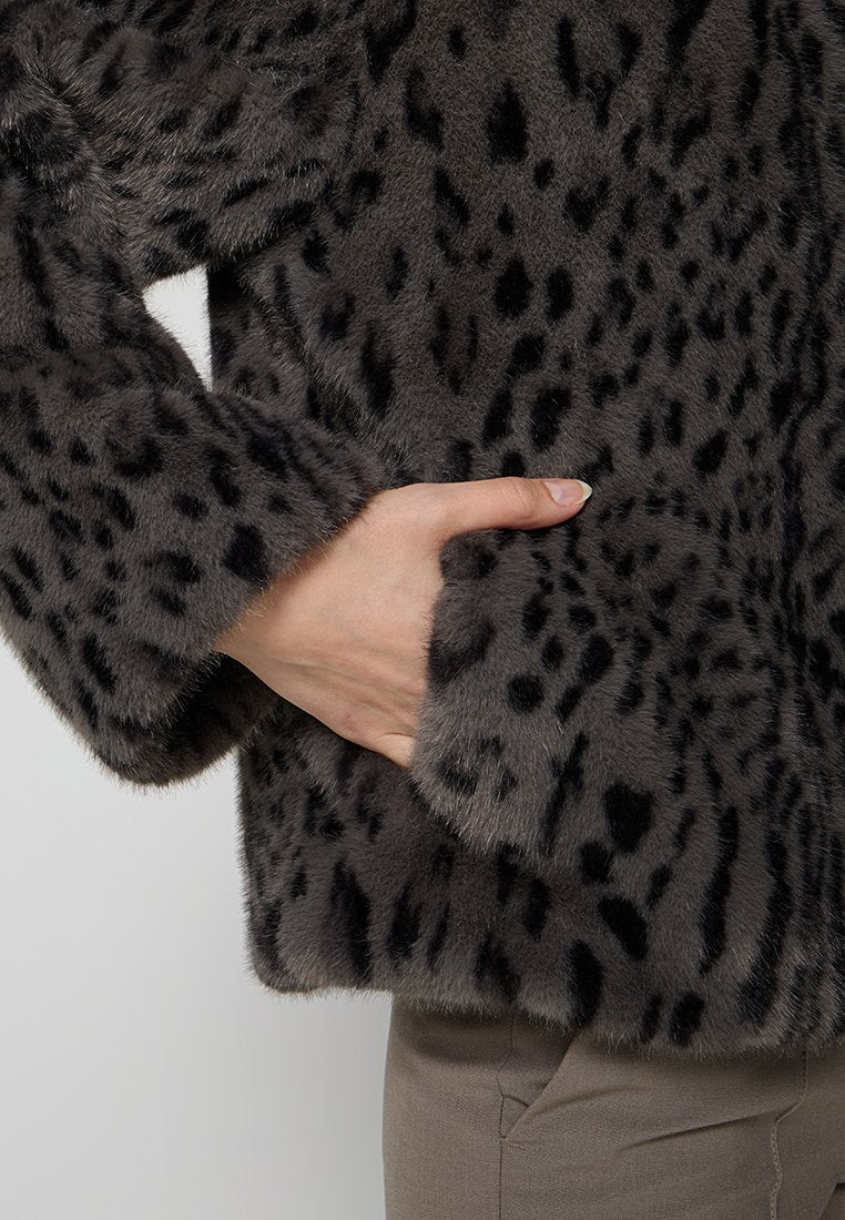 KARL LAGERFELD Winterjacke Media 6