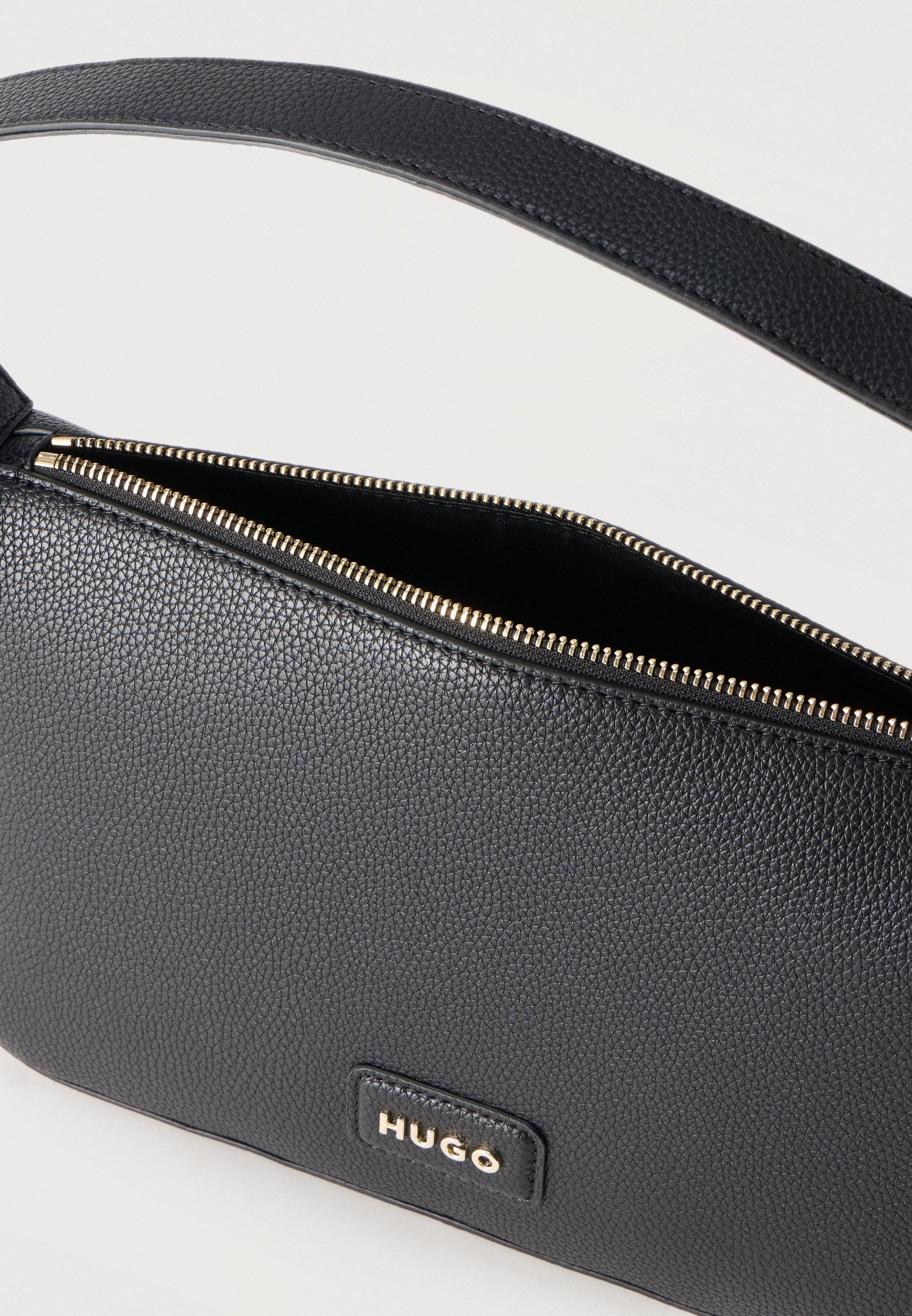 HUGO ORIN HOBO