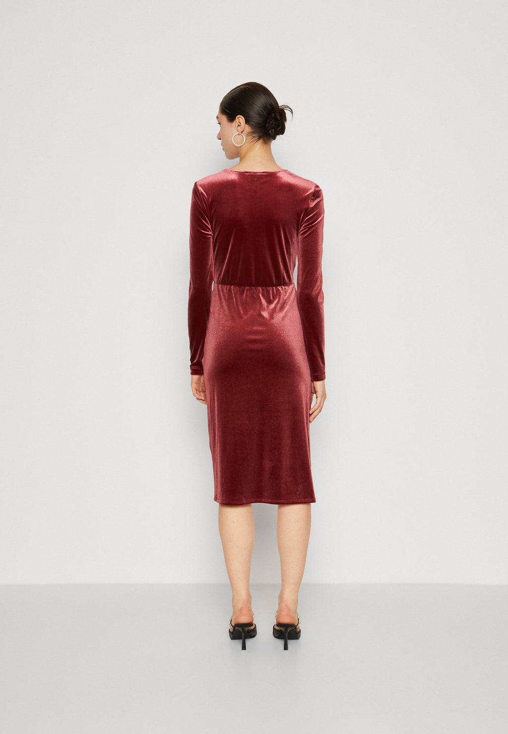 ONLJENNY DRESS Media 4