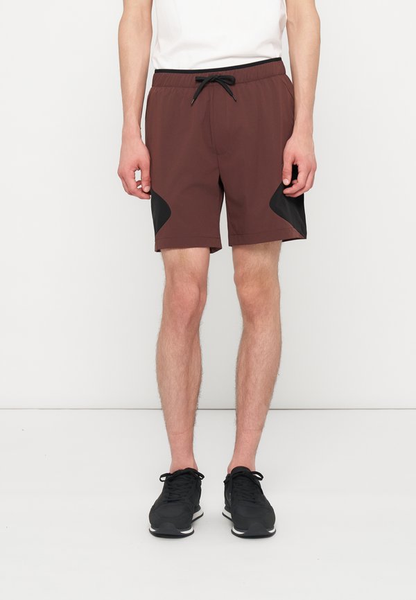EA7 Emporio Armani