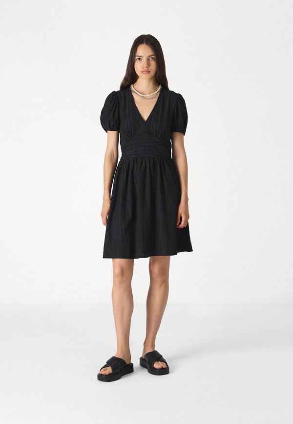 Vero Moda VMANDREA V-NECK SHORT DRESS