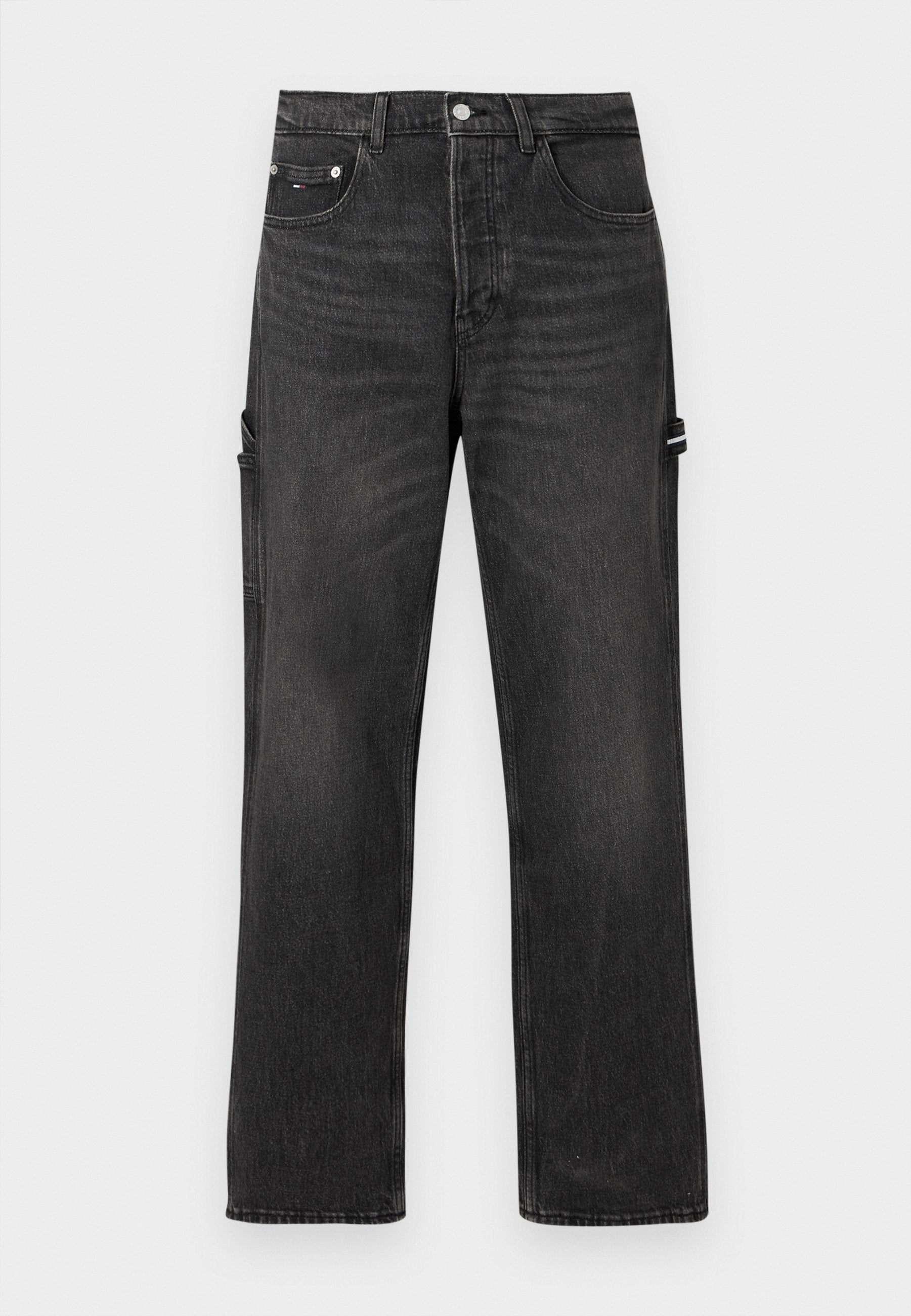 Schwarze Denim-Jeans mit geradem Bein, ausgestattet mit Seitentaschen und dezenten Stickdetails. Glatte Textur mit einem leicht verwaschenen Finish.