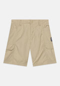 Beige Cargo-Shorts mit Knopfverschluss, zwei Seitentaschen und einer aufgenähten Tasche am rechten Bein. Aus leichtem Stoff hergestellt.