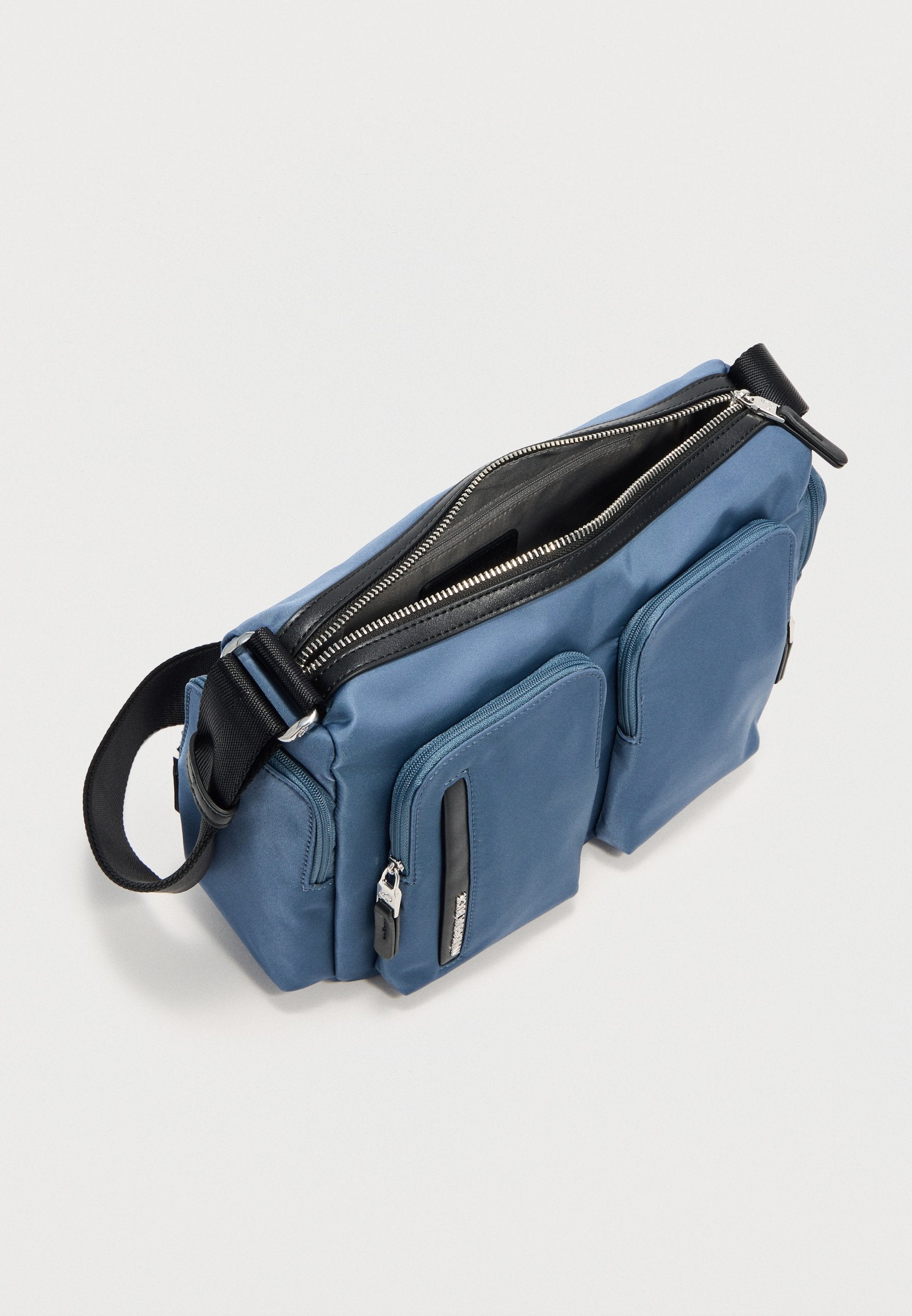 Mandarina Duck HUNTER