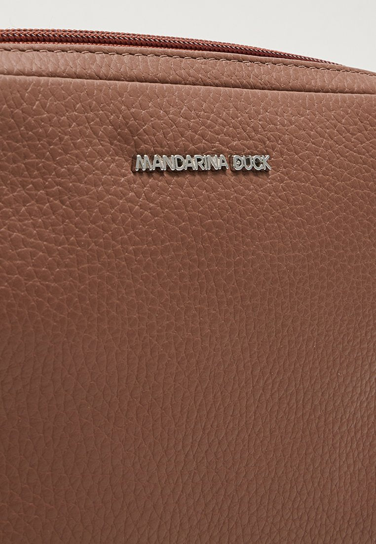 Mandarina Duck