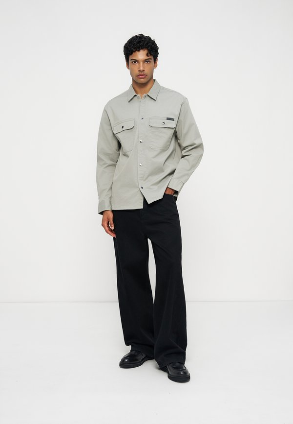 Calvin Klein Jeans RELAXED FIT