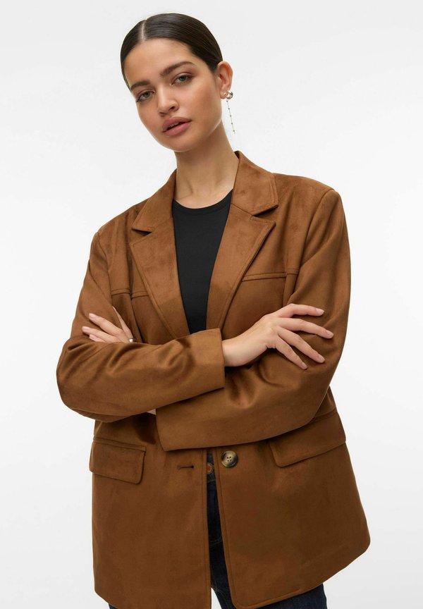 Vero Moda VMJOSECILLE - Short coat - dachshund
