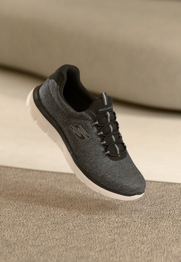 Skechers SUMMITS WIDE FIT - Trainers - black/white