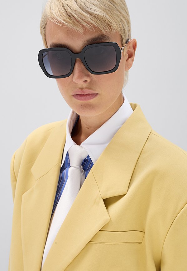 MARC JACOBS JAC SUN