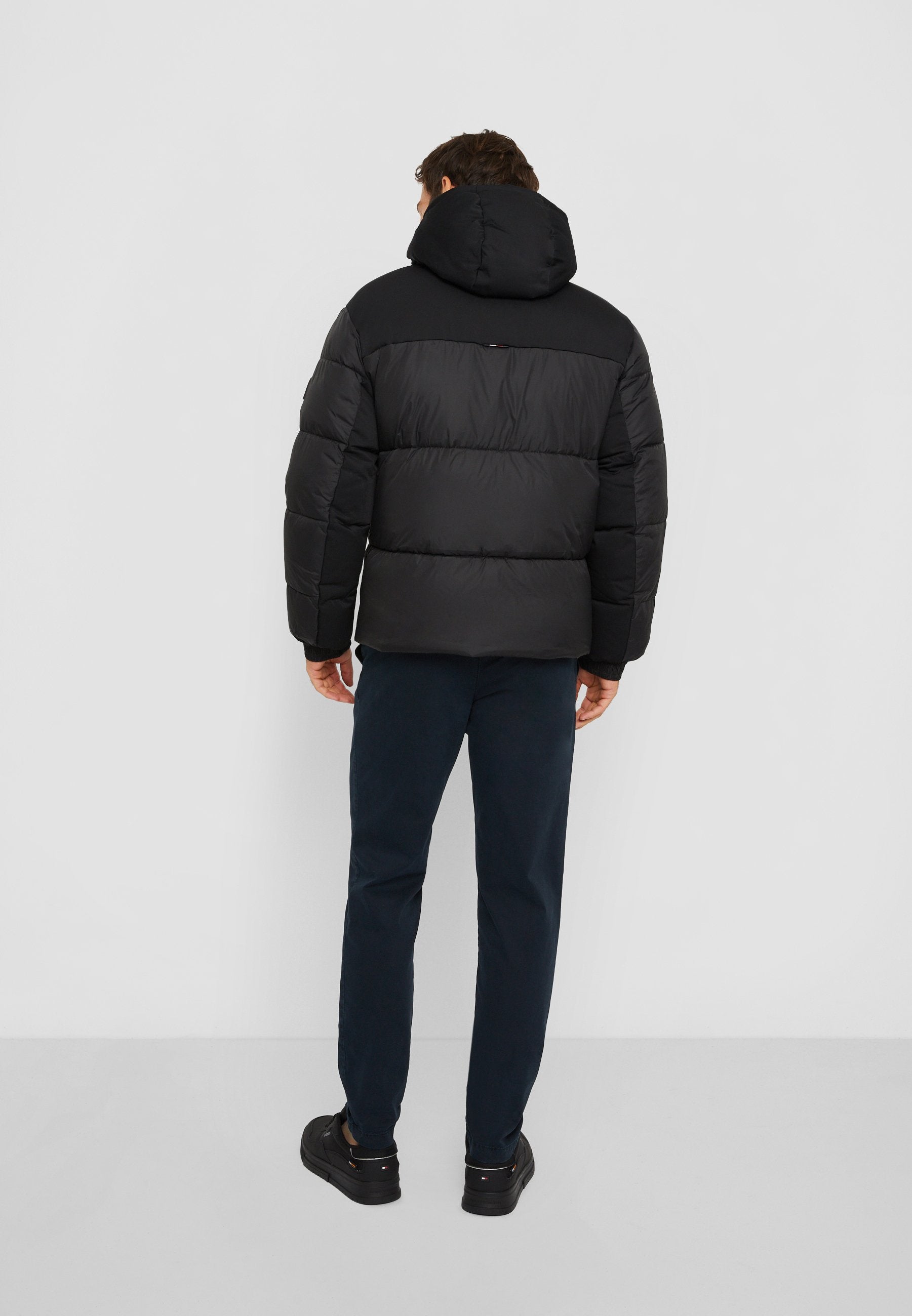 NEW YORK HOODED JACKET Media 5