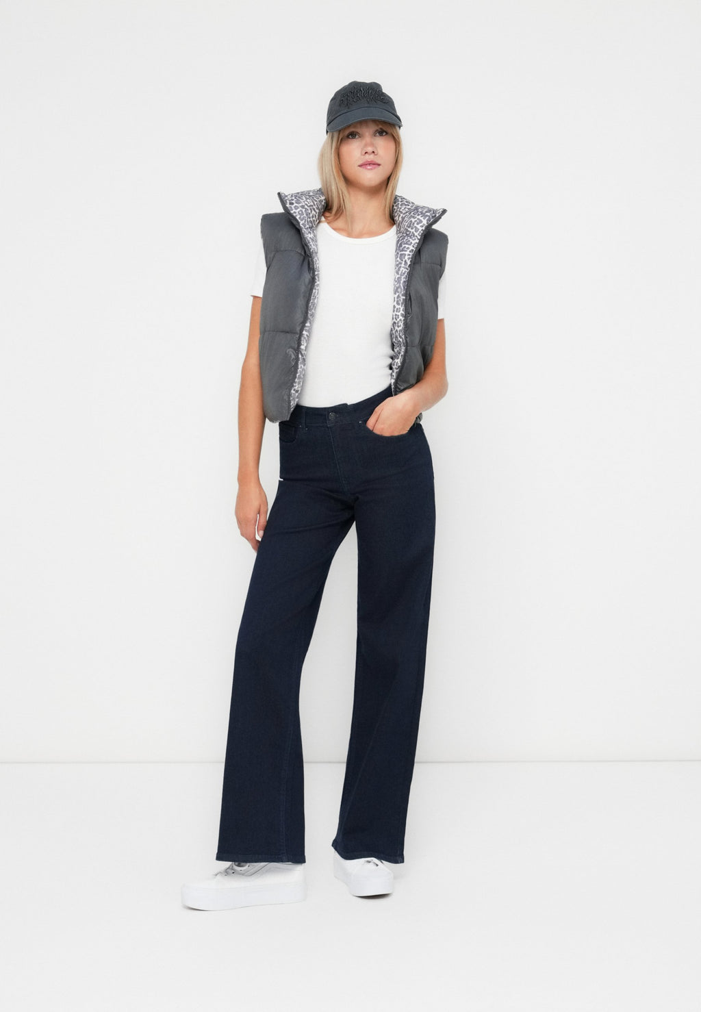 Pieces PCJIMMA REVERSIBLE PUFFER VEST