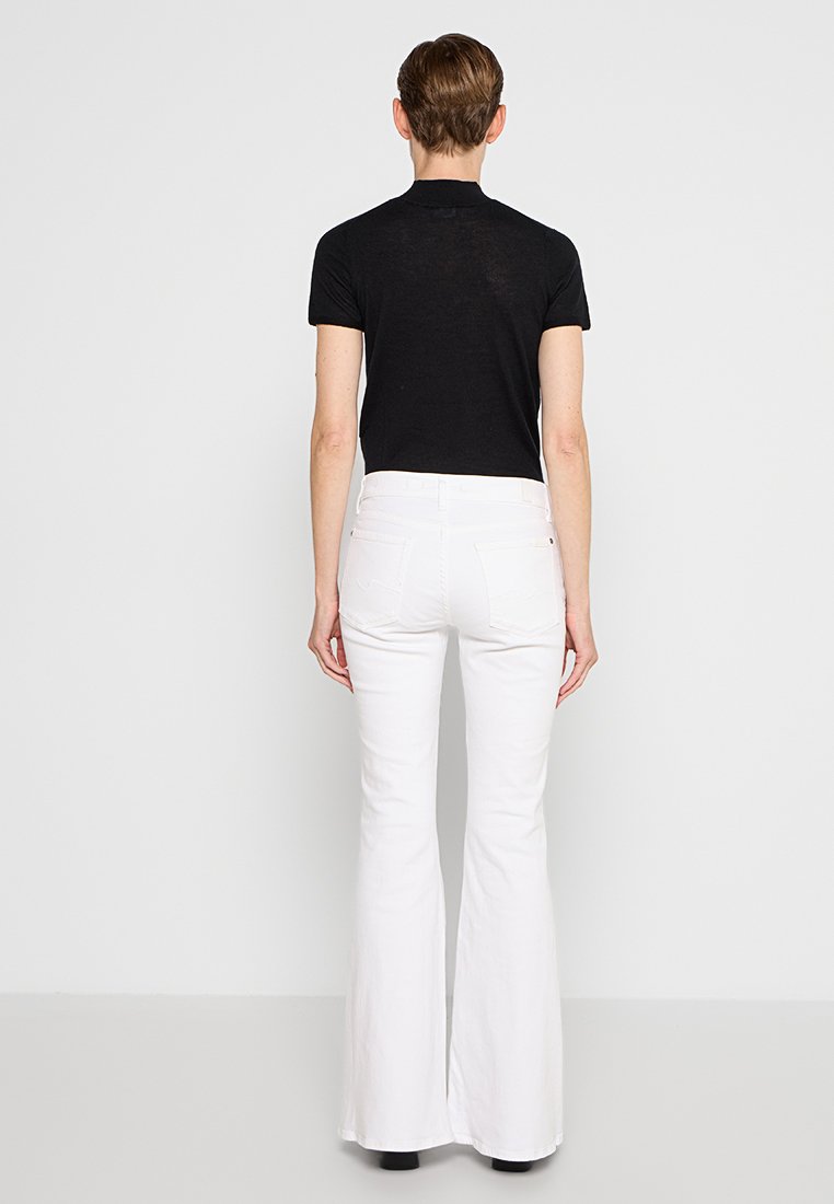 7 for all mankind