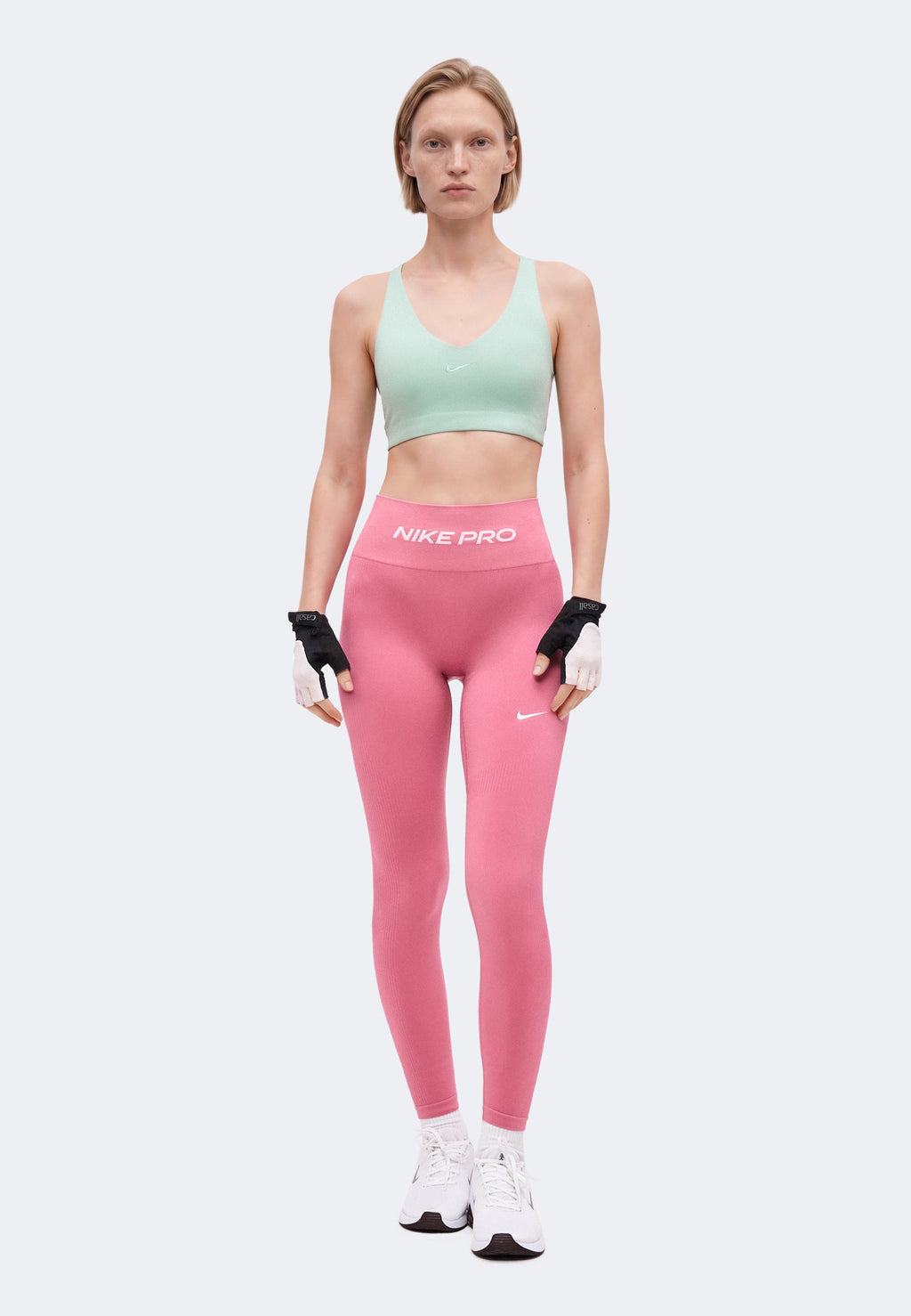 Nike Performance W NK DF UNVRSA MS BRA