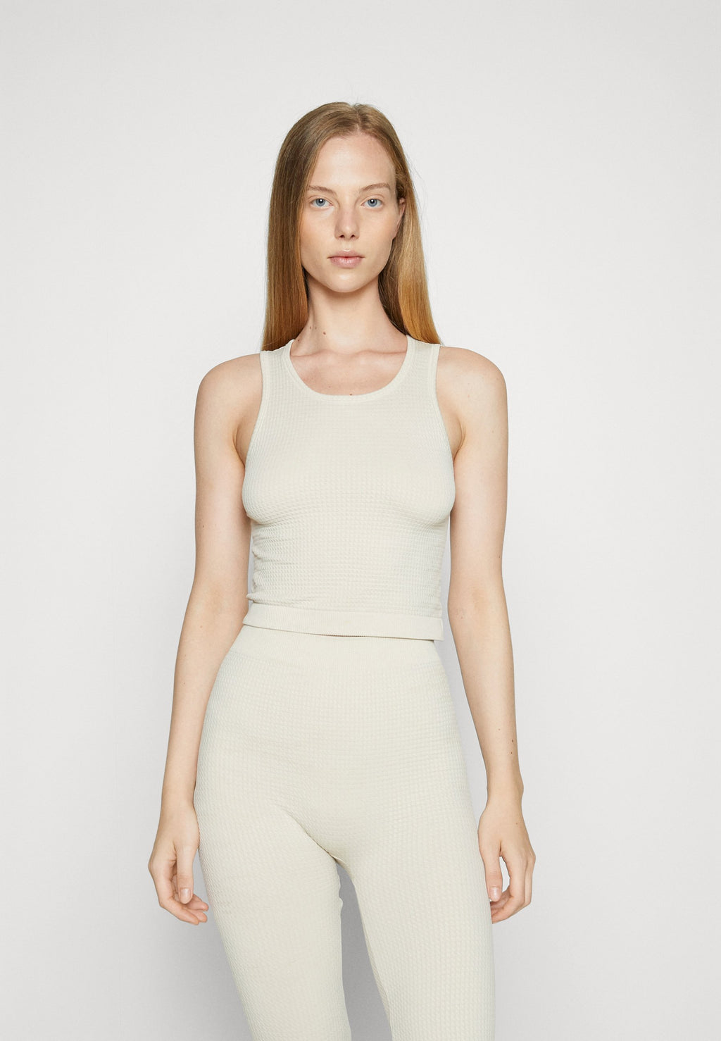 ONLY ONLVEGA SEAMLESS ONECK CROP