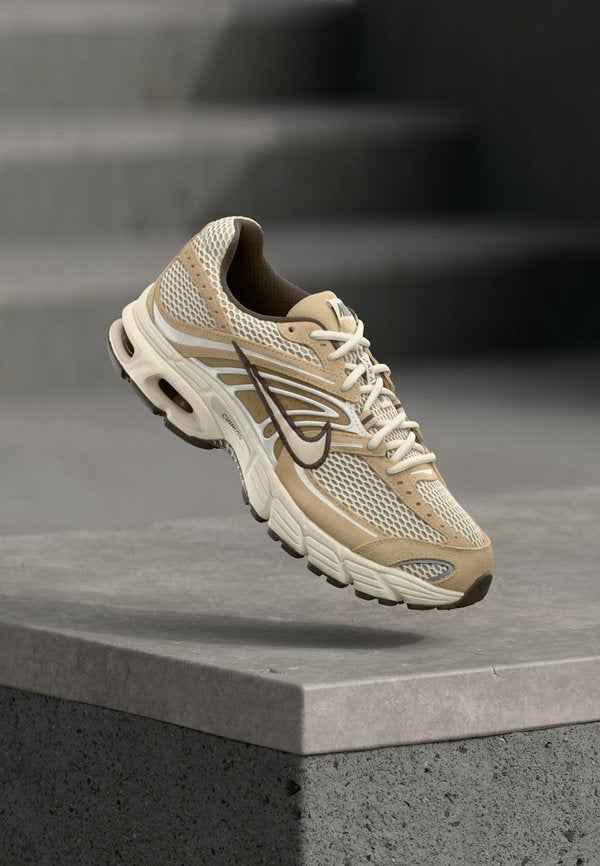 Nike Sportswear Trainers - light orewood brown/baroque brown/chalk/palomino