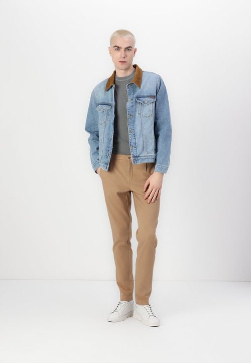 7 for all mankind