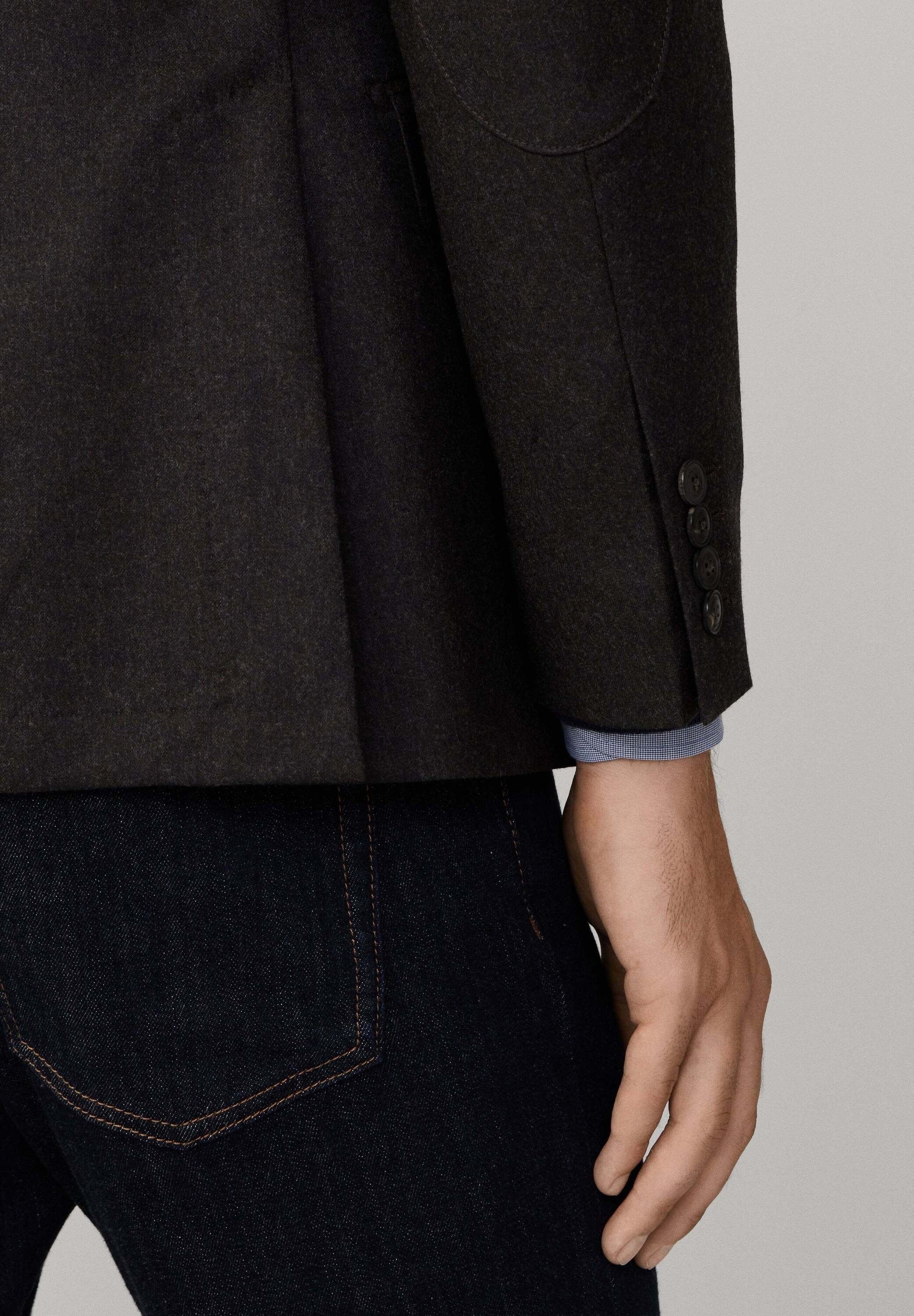 Hackett London