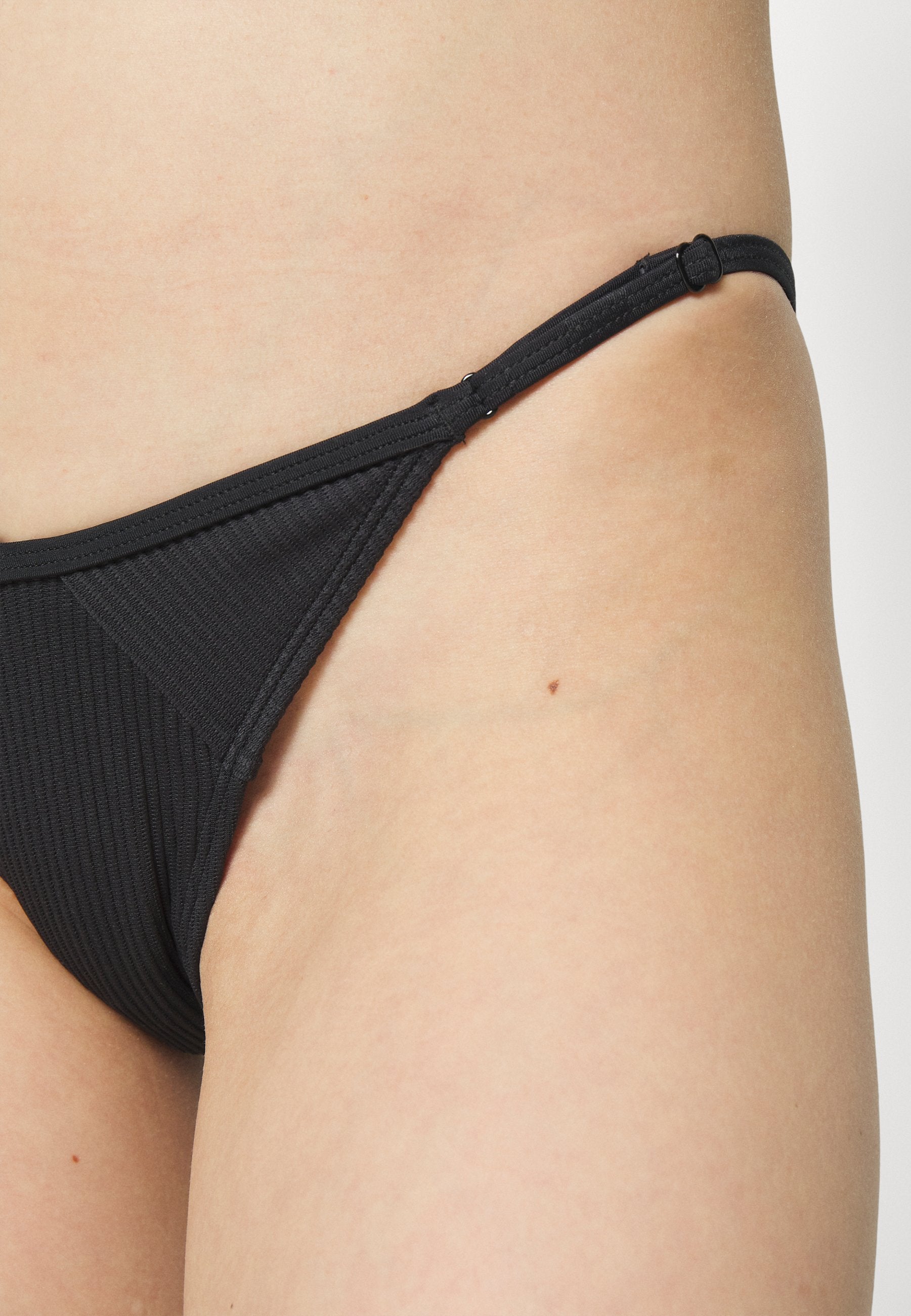 Puma PUMA SWIM WOMEN RIBBED TANGA