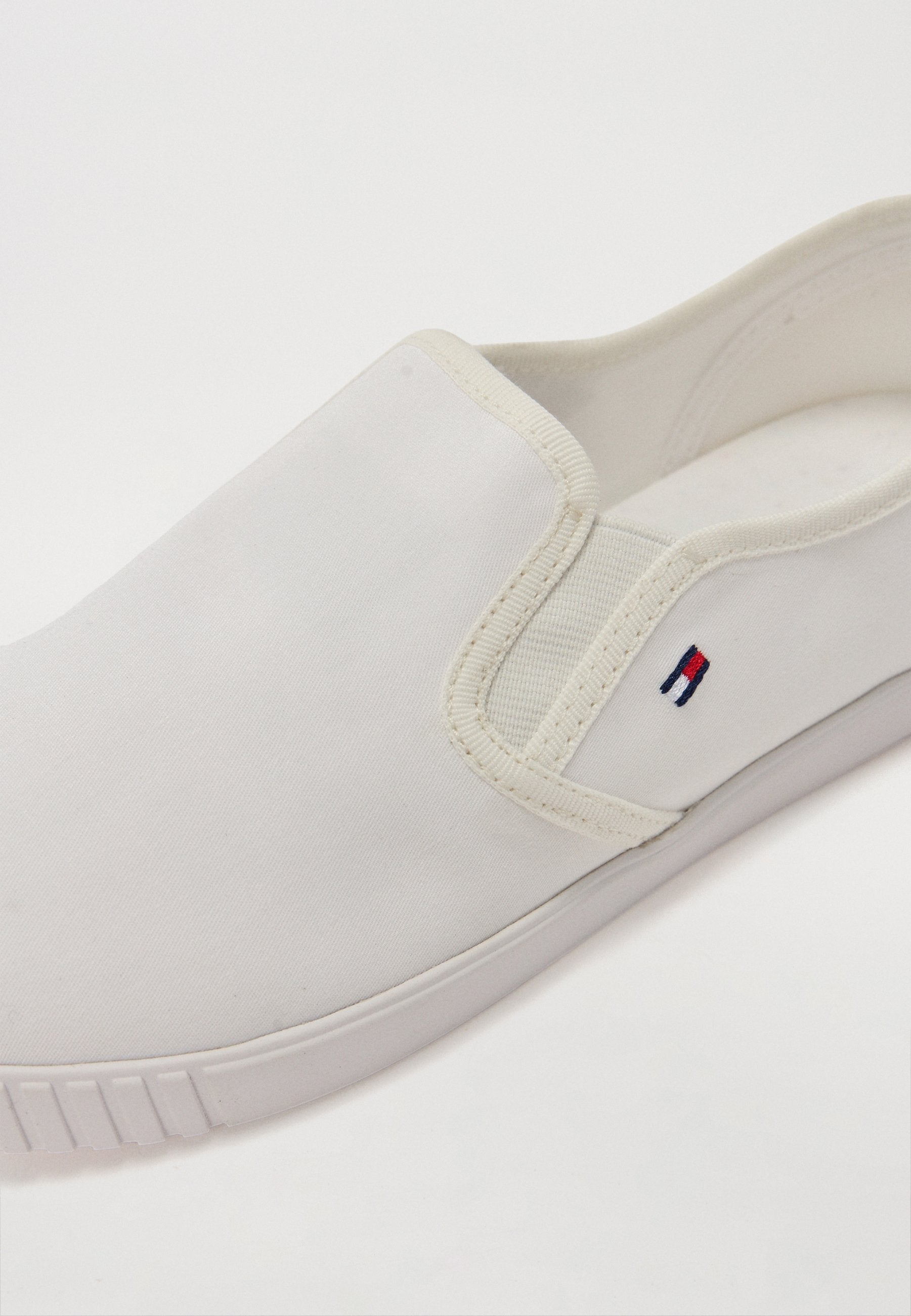 Tommy Hilfiger Slipper Media 5