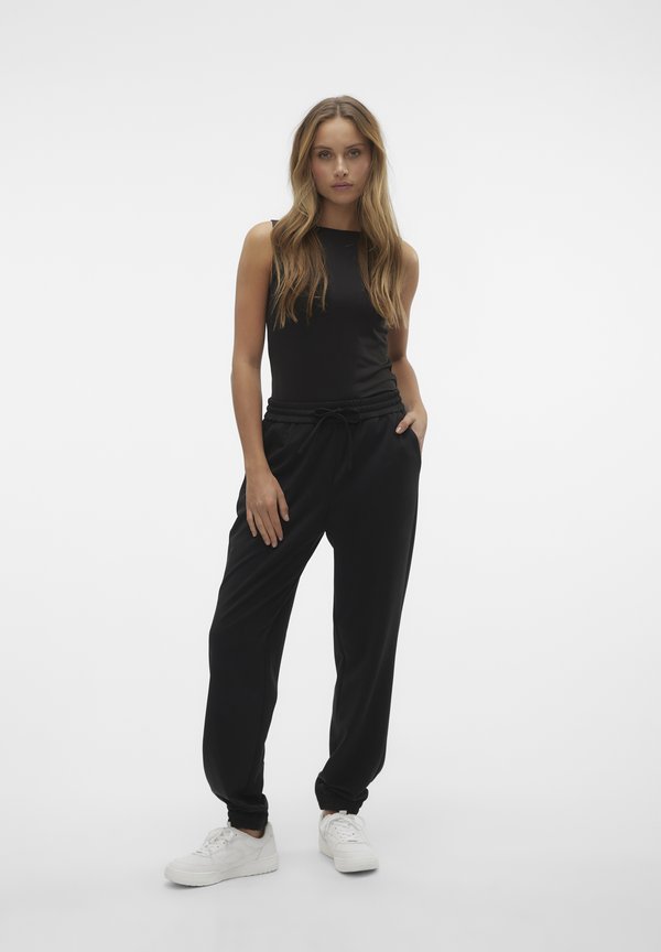 Vero Moda VMLUCCA TAPERED TRACK PANT