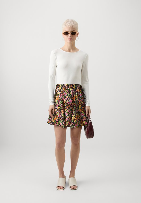 Vero Moda Petite VMPAGE SHORT SKIRT