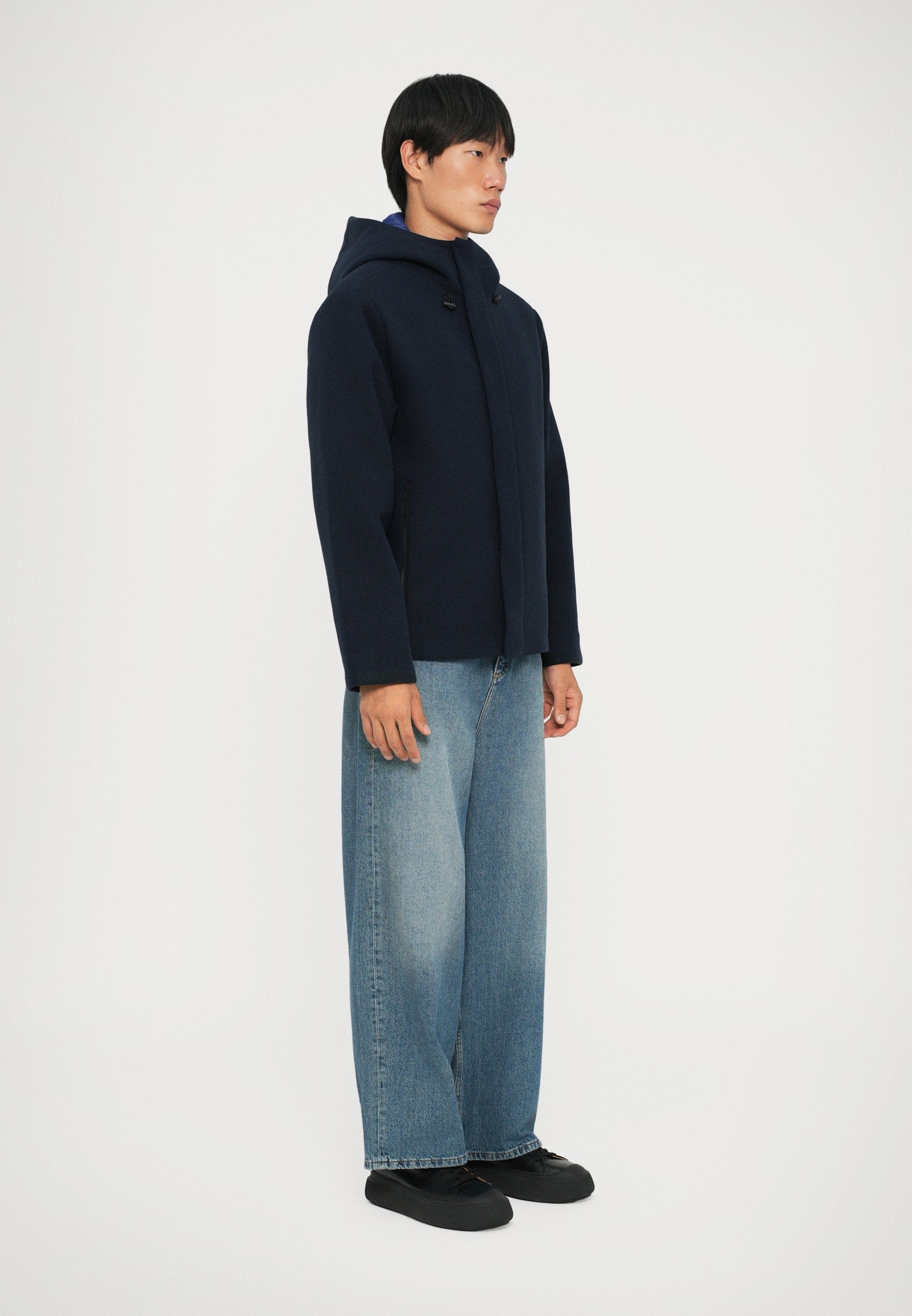 MOUNTAIN JACKET Media 5